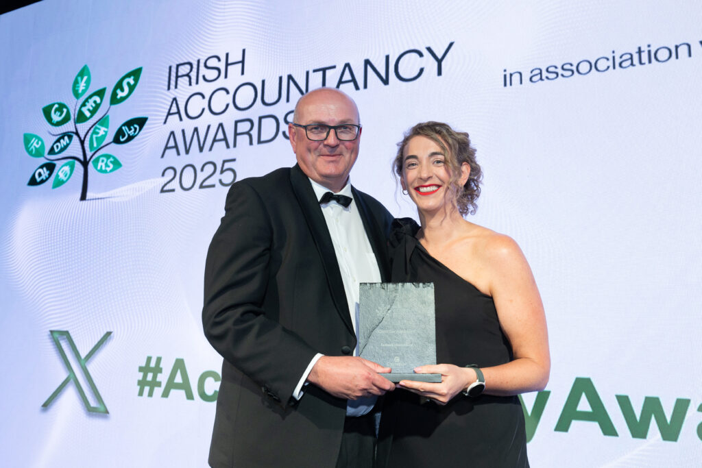 Irish Accountancy Awards - Cora accepts Client Service Award